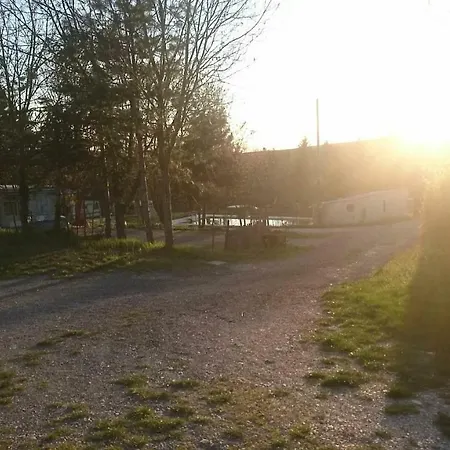 Camping 4 Personnes